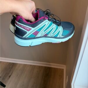 Salomon Women's Teal and Pink Trail Running Shoes